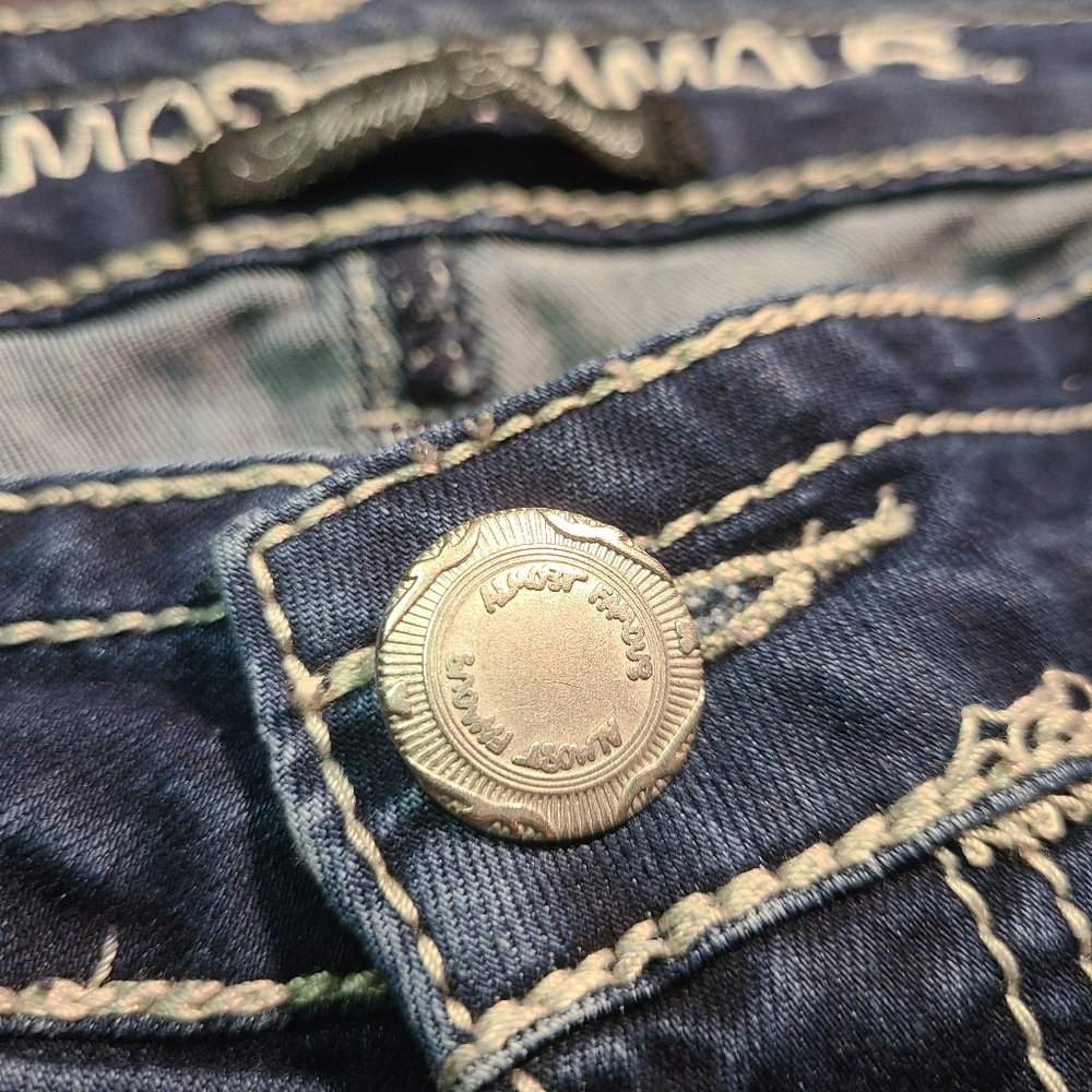 Almost Famous cargo jeans - Picture 3 of 7
